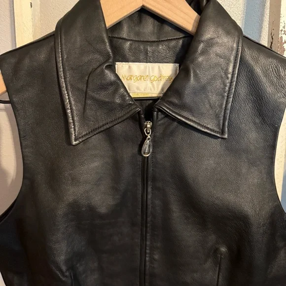 Vintage Margaret Godfrey Black Leather Sleeveless Jacket Vest Size 8 Women - Picture 2 of 10